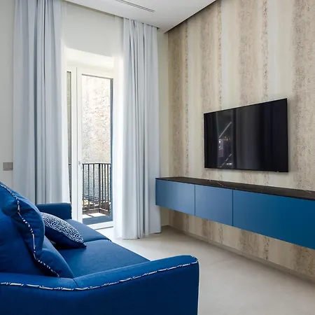 Blu Sky Luxury Palace Sorrento Coast 4* メタ
