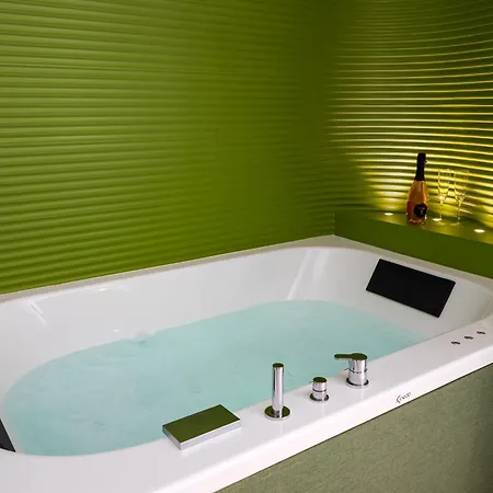 ゲストハウス Blu Sky Luxury Palace Sorrento Coast 4*